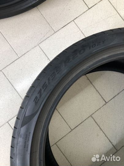 Pirelli P Zero Nero 245/40 R20 и 275/35 R20 99Y