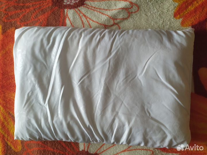 Бортики в кроватку + подушка