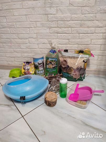 Клетка витрина для шиншиллы б/у