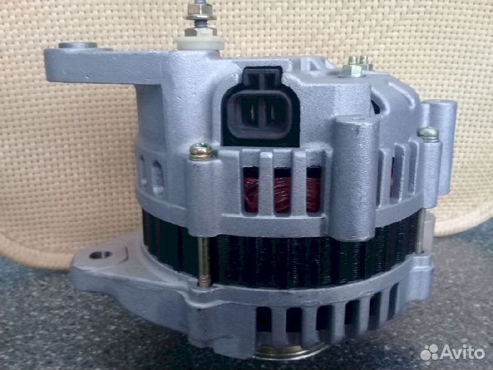 Генератор Новый не оригинал Nissan Maxima 2310085E