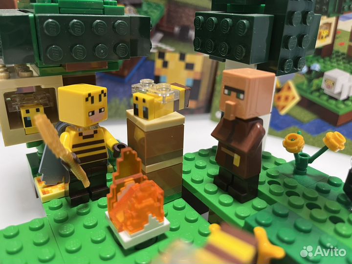 Lego Minecraft 21165