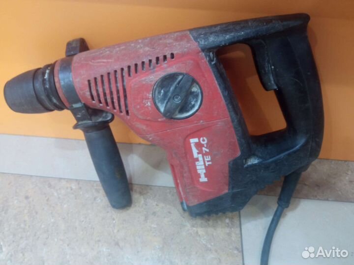 Перфоратор Hilti TE7-0