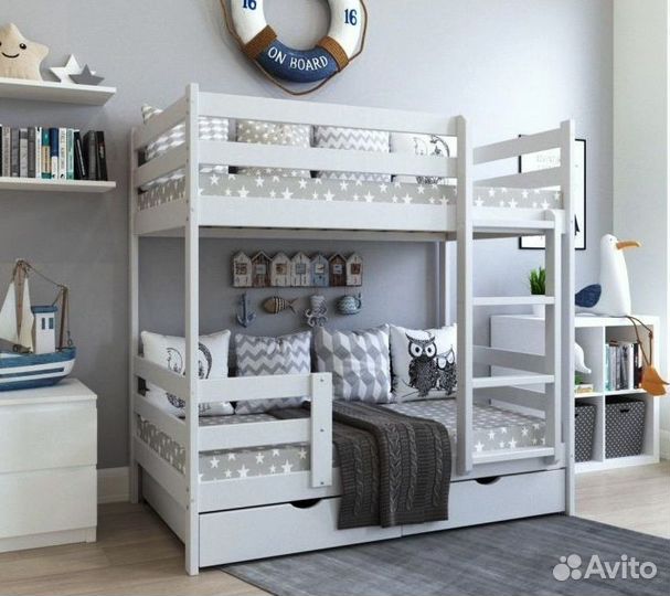 Двухярусная кровать из массива