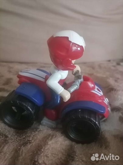 Райдер на квадроцикле