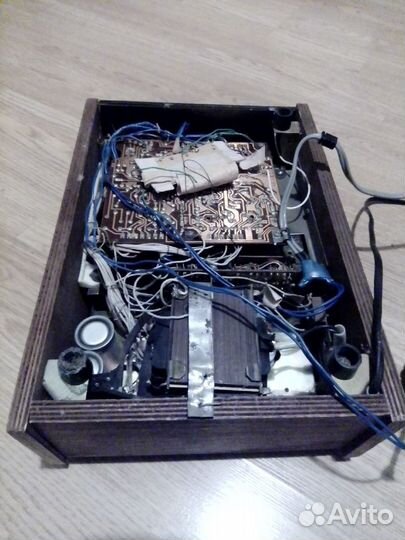 Кассетные магнитофонные панели и магнитола 