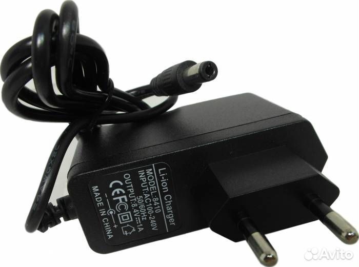 Зарядное устройство для Li-Ion аккумуляторов 8.4В