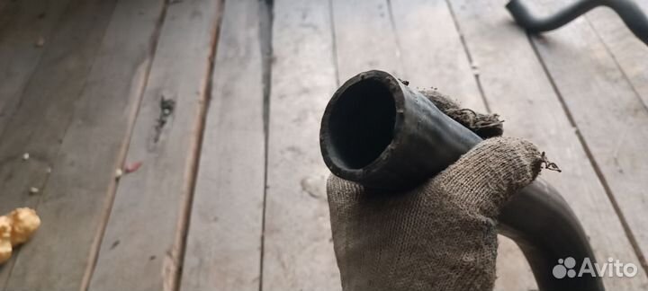 Патрубок системы охлаждения BMW е34 е32 м30