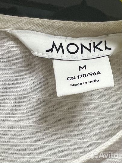 Блузка на 46 р. Цвет молочный белый