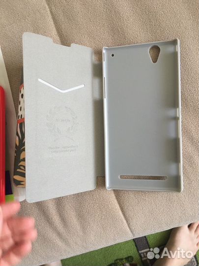 Чехлы для телефонов