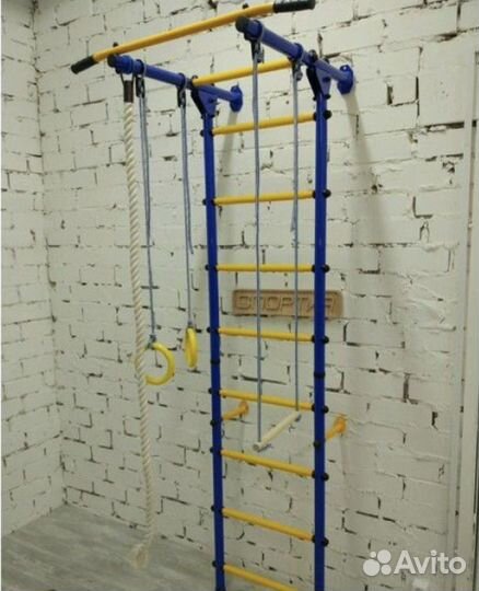 Шведская стенка с матом