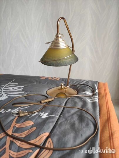 Светильники потолочный, настольный и настенный