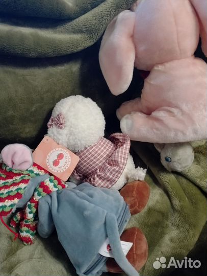 Плюшевая игрушка собака