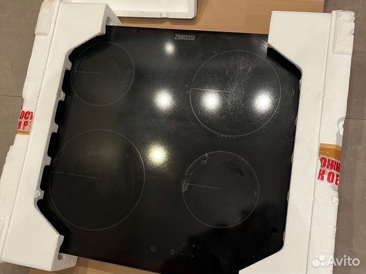 Электрическая варочная панель Zanussi ckz6432km