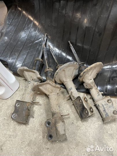 Стойки на kia Spectra