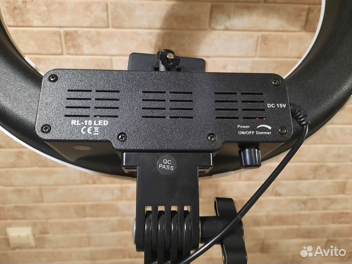 Профессиональная кольцевая лампа