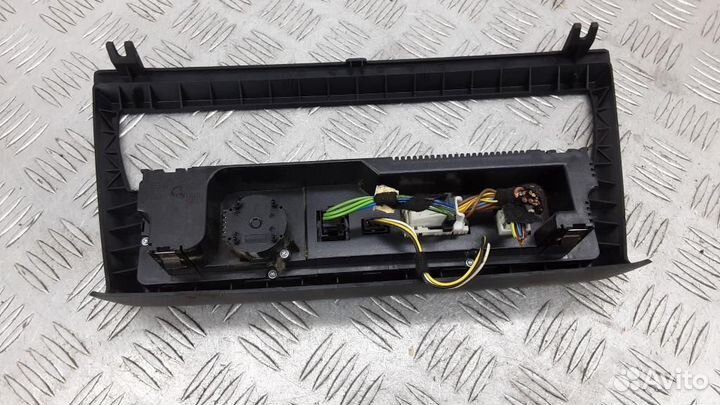 Блок управления климатической установкой BMW X3