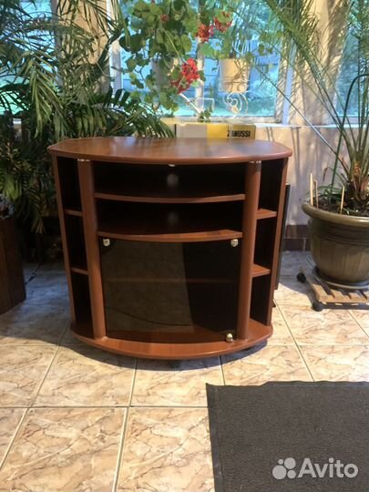 Тумба под тв