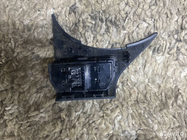 Kia rio 3 кнопки обогрева сидений