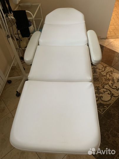 Кушетка косметологическая педикюрная