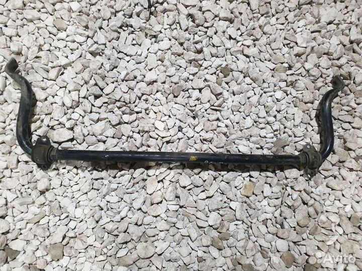 Стабилизатор передний Volkswagen Passat B5+