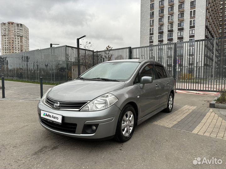 Nissan Tiida 1.6 AT, 2011, 185 000 км