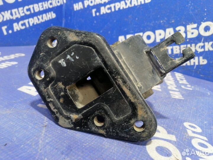 Подушка кпп Hyundai Accent седан G4EE 2005