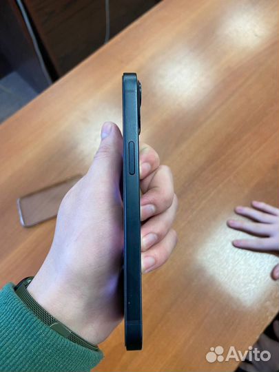 iPhone 13, 128 ГБ