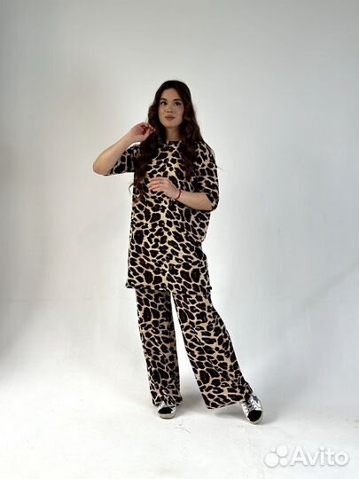 Костьюм брючный