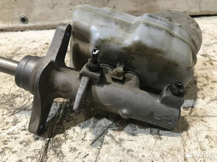 Цилиндр тормозной главный VW Polo Sedan