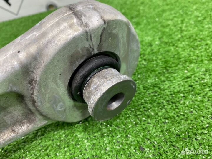 Рычаг передний левый Mercedes-Benz C-Class C205