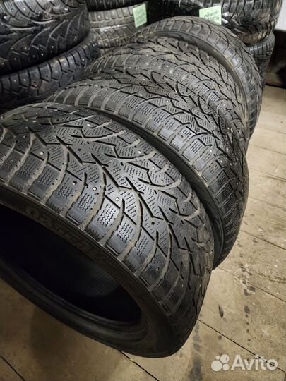 Toyo Observe G3-Ice 215/50 R17