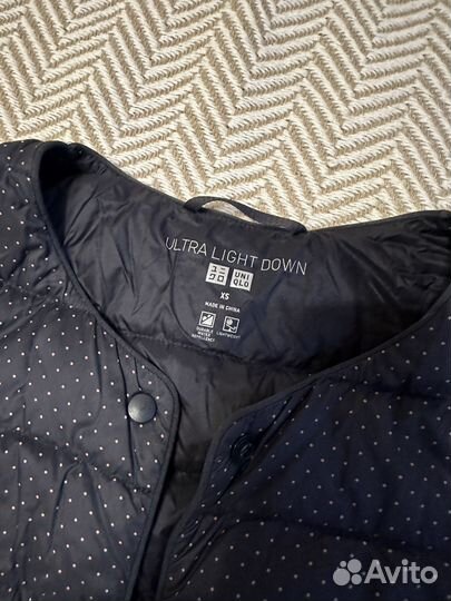 Ультратонкая куртка Uniqlo (XS)