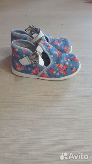 Обувь для девочки