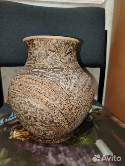 Глиняный горшок