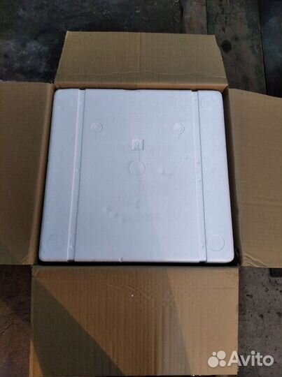 Термоконтейнер из пенопласта