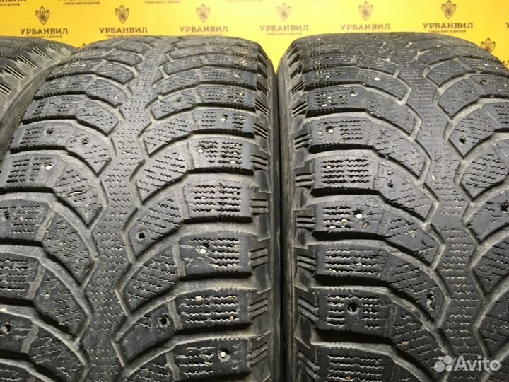 Bridgestone Blizzak Spike-01 215/60 R17 100T