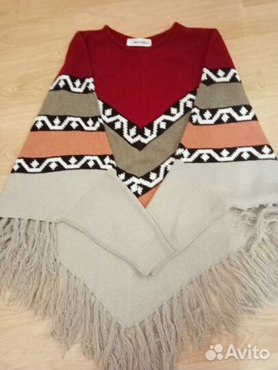 Пончо женское шерстяное