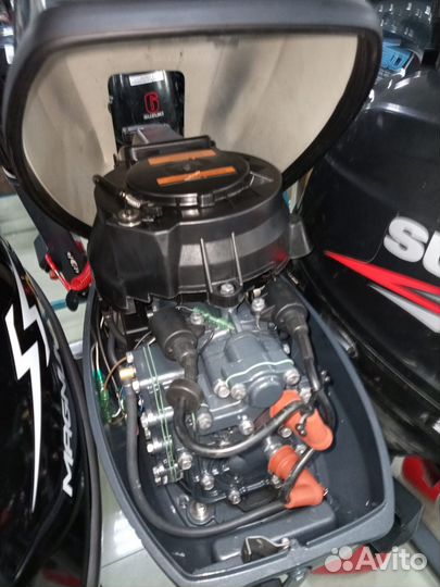 Лодочный мотор Sharmax SM9,9HS витринный