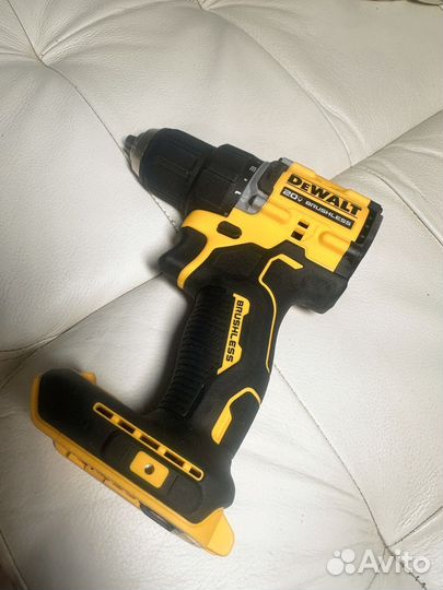 Шуруповерт dewalt dcd 794