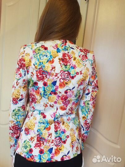 Жакет женский