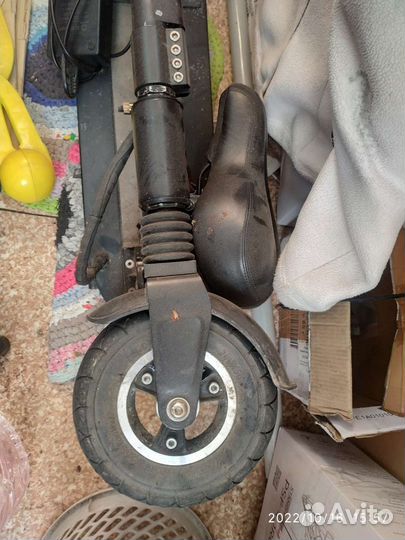 Самокат взрослый электрический бу