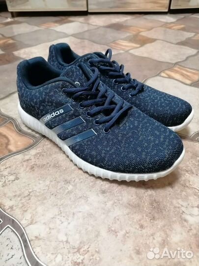 Кроссовки adidas