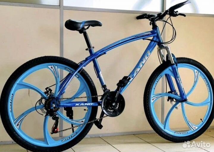 Велосипед на литых дисках новый