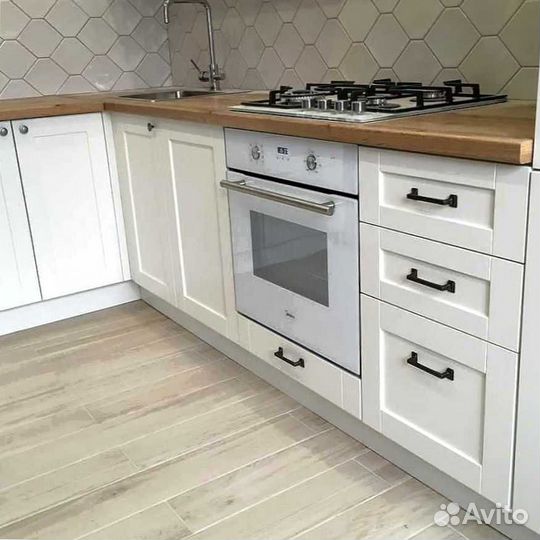 Кухонный гарнитур угловой