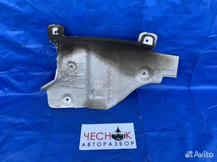 Теплозащитный экран днища Audi Q7 007-2015