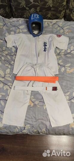 Детское кимоно, шлем и два пояса