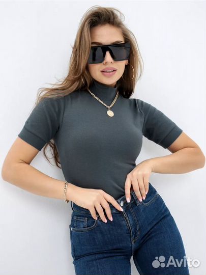 Водолазка женская 44 новая