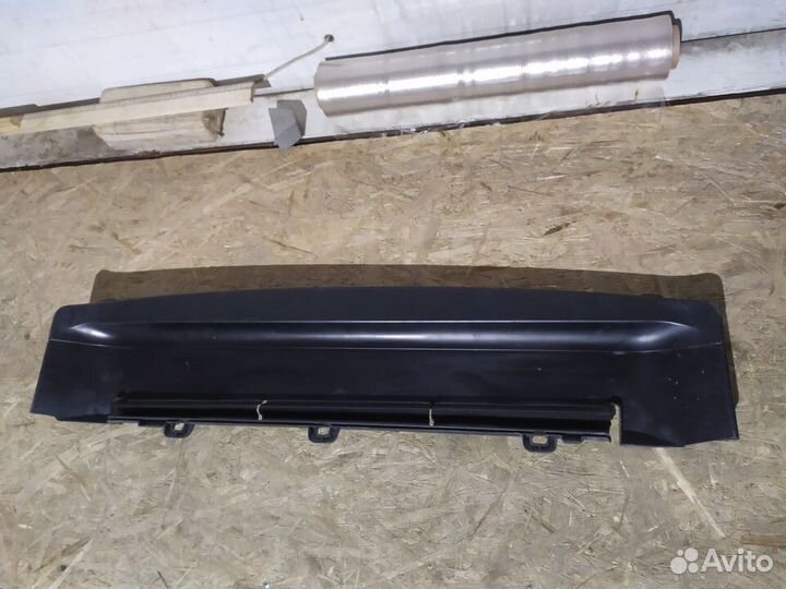 Воздуховод радиатора нижний VW Transporter T5 2003