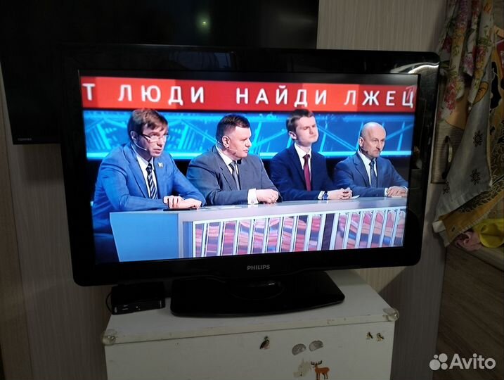 Телевизор philips ЖК 32PFL3605/60 full HD