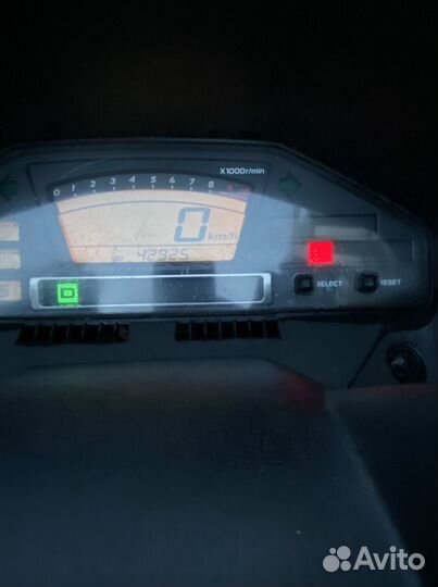 Suzuki Burgman (SkyWave) 650 2006г